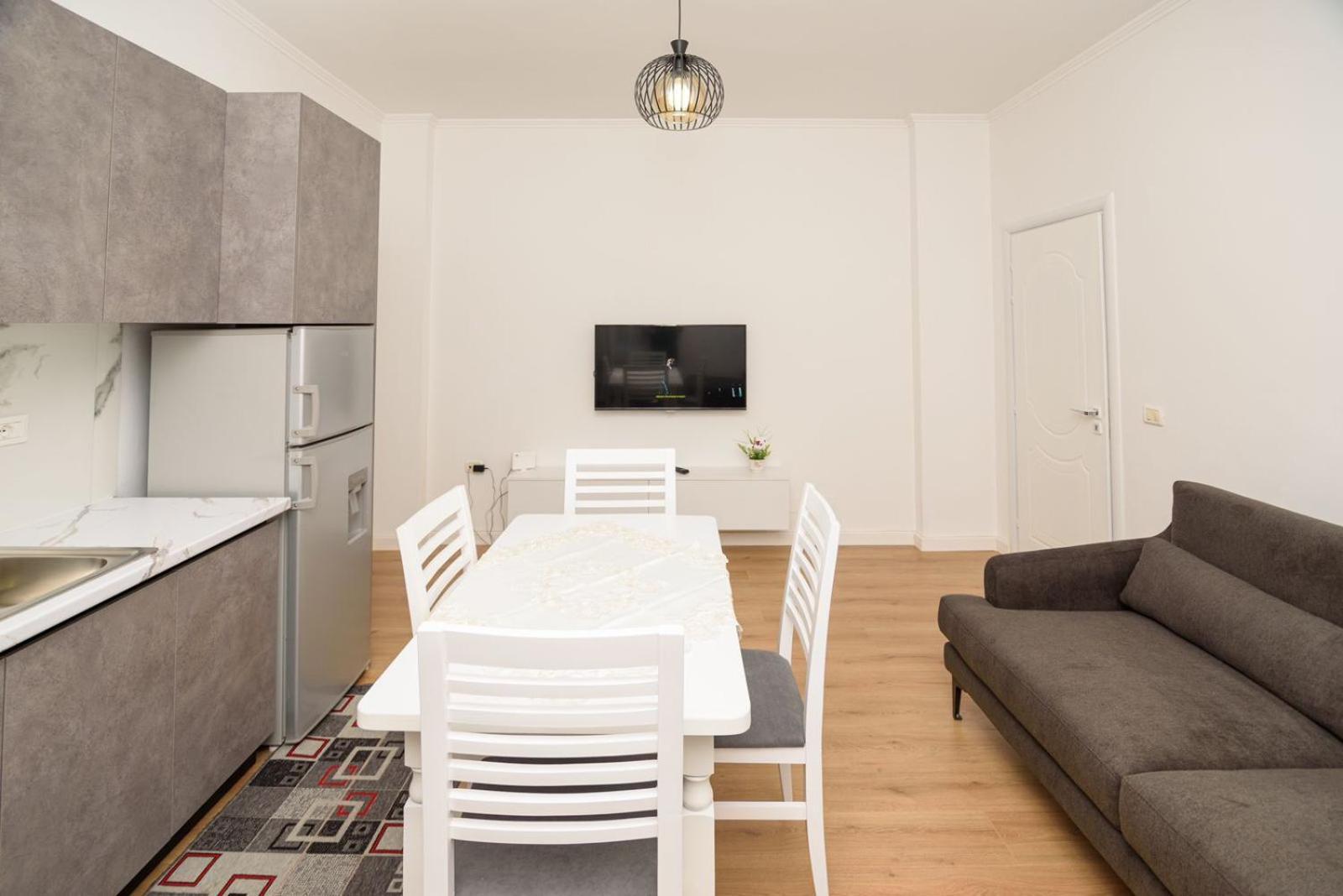 Enjoy Summer Apartment Vlorë